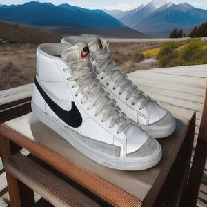 Nike Blazer Mid 77 DA4086-100 White Basketball Shoes Boys Size 7Y Or Women Sz‎ 8
